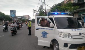Gelar Operasi Patuh 2021, Polres Gowa Edukasi Pengguna Jalan