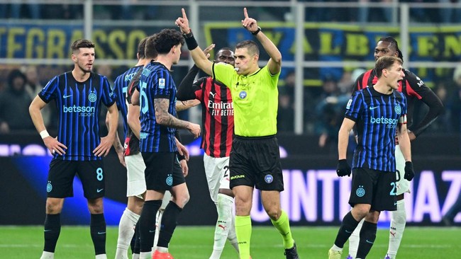 Inter Milan Terpuruk Usai Calhanoglu Gagal Penalti di Derby Milan