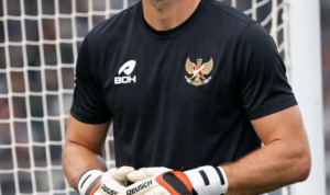 Rumor Transfer Persib Bandung Maarten Paes Januari 2026